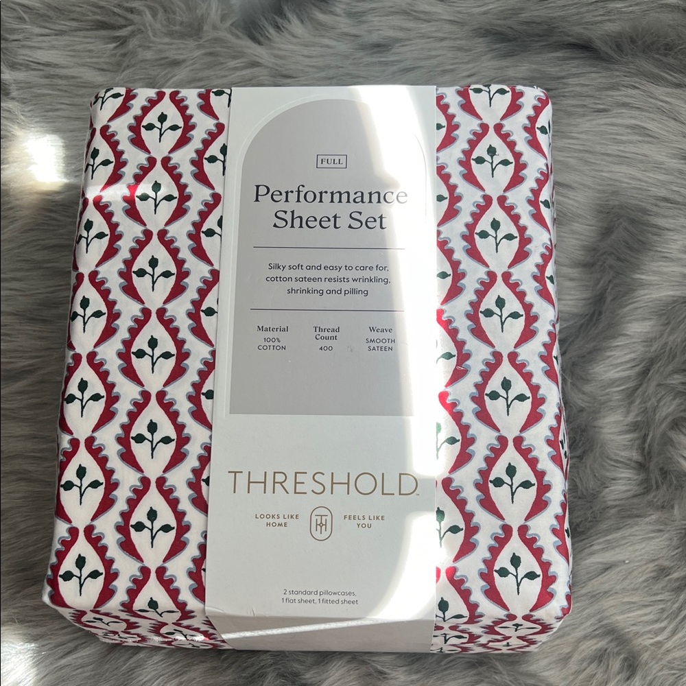 Threshold Performance Sheet Set - Burgundy and White - Picture 4 of 6